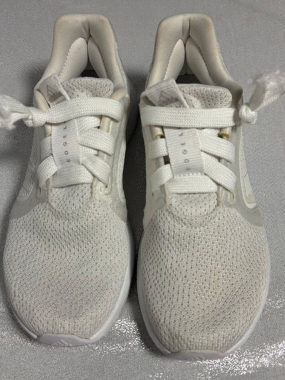 ADIDAS WOMENS EDGE RUNNING SNEAKERS 5.5